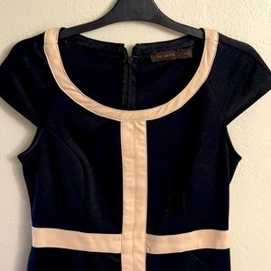 The Limited, size 8, knee length dress